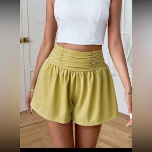 SHEIN Essnce Solid Ruched Wide Leg Shorts size  L new